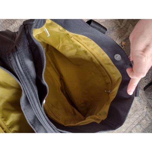 Baggallini Tote Purse Bag Black Triple Pocket Water Resistant Nylon - Picture 7 of 9